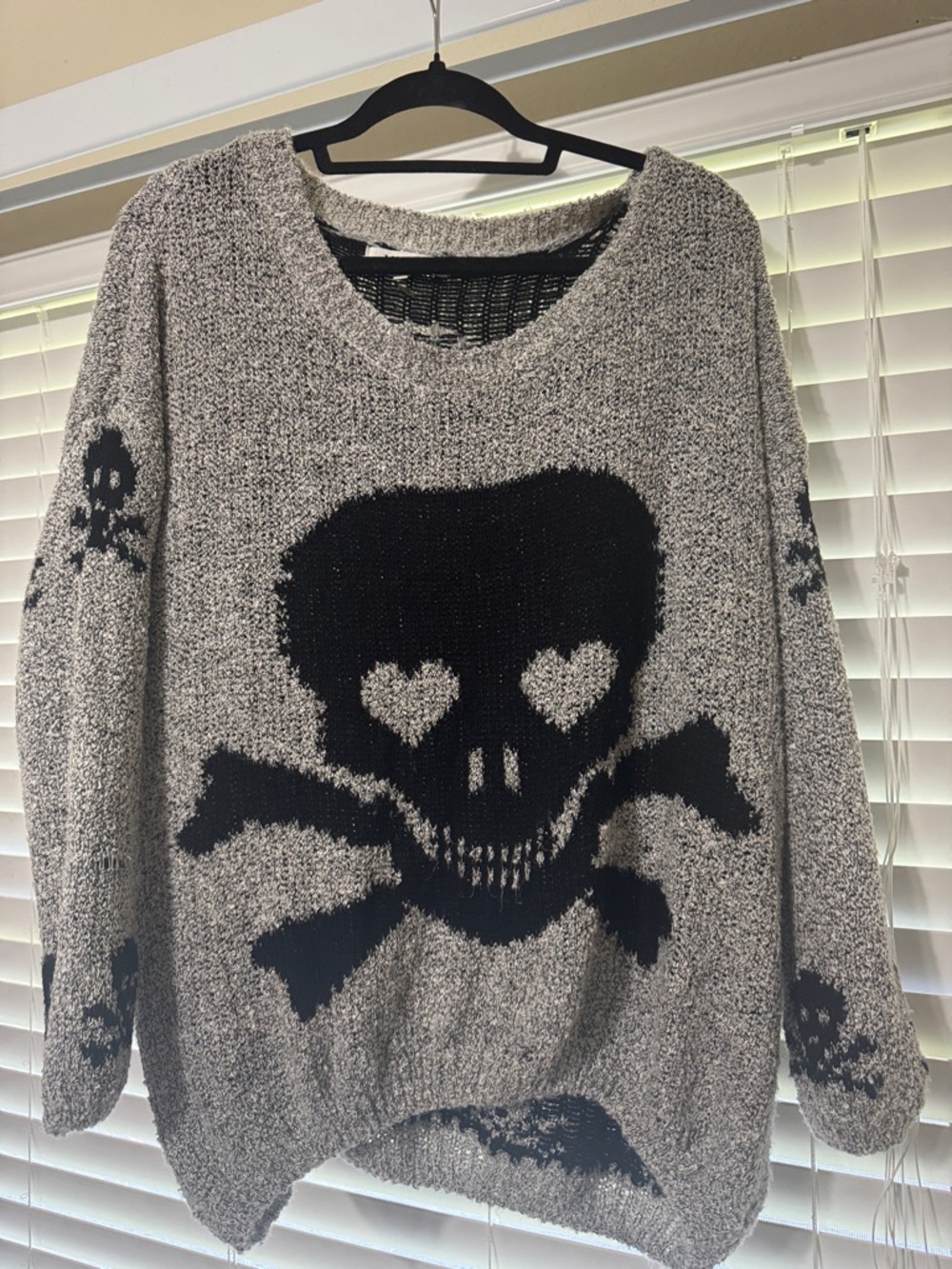 Miracle Gray & Black Skull Heart-Eye Crewneck Sweater